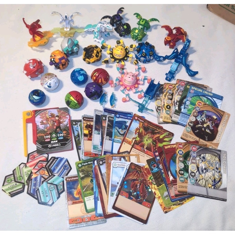20x Bakugan Transforming Action Figure Collection LOT Figures And Cards.